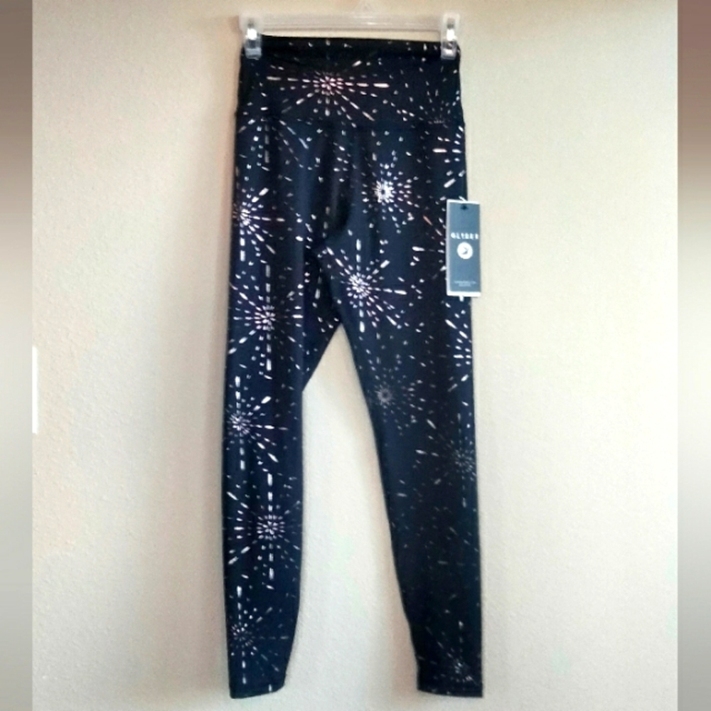 NWT Glyder Size XS Black Starburst Leggings